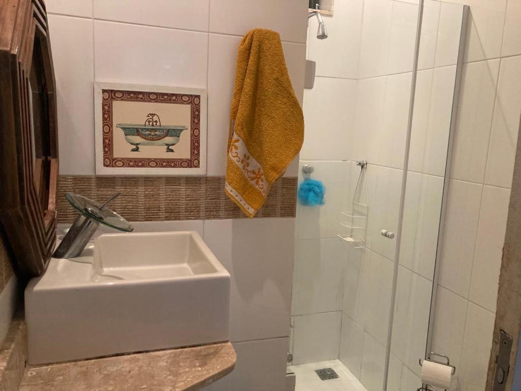 Em Copacabana Apartamento Mobiliado No Posto 6 Río de Janeiro Exterior foto